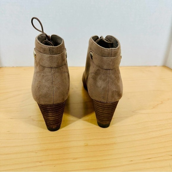 Dr. Scholl’s Be Energized Foam Technology Wedge Booties Size 9.5 NWOT - Picture 6 of 8